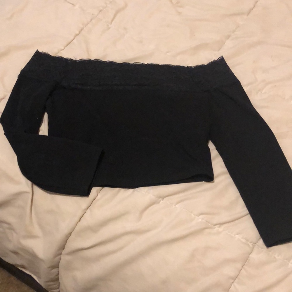 Off the shoulder crop!